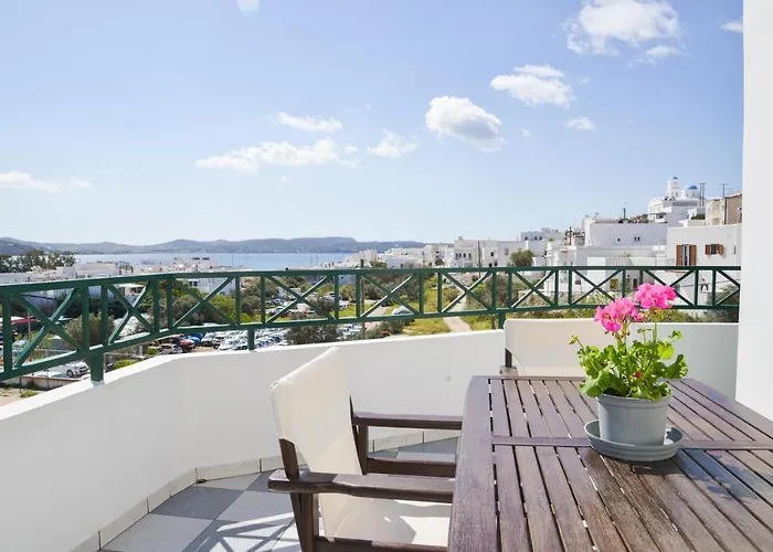 Balcon Al Mar Milos アパート アダマス