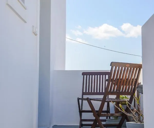 Balcon Al Mar Milos アダマス